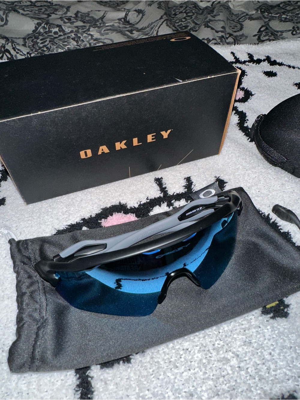 Oakley 009208 Radar EV path